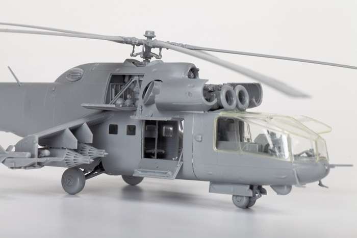Helikopter do sklejania MIL MI-24A Hind model_zvezda_7273_scale_1_72_image_6-image_Zvezda_7273_3