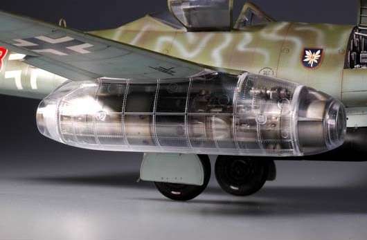 Myśliwiec Messerschmitt Me262 A-2a model_do_sklejania_trumpeter_02236_image_3-image_Trumpeter_02236_2