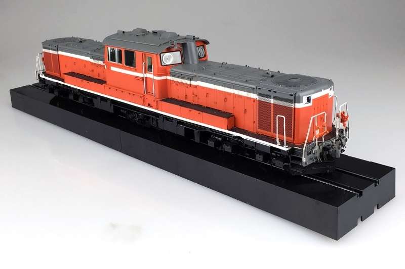 aoshima_00999_diesel_locomotive_dd51_standard_type_shop_modeledo_image_3-image_Aoshima_00999_3