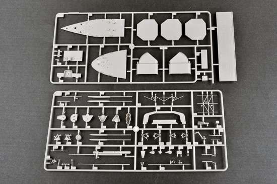 Model Trumpeter 05627 - Aircraft Carrier DKM Graf Zeppelin in scale 1/350 image_tru05627_8-image_Trumpeter_05627_3