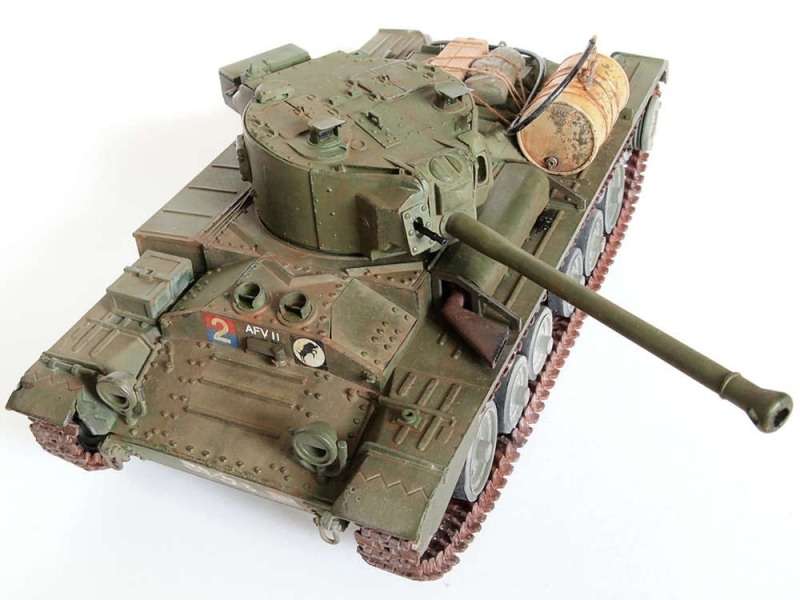 model_do_sklejania_bronco_cb35146_infantry_tank_mk_iii_valentine_mk_xi_op_sklep_modelarski_modeledo_image_4-image_Bronco Models_CB35146_3