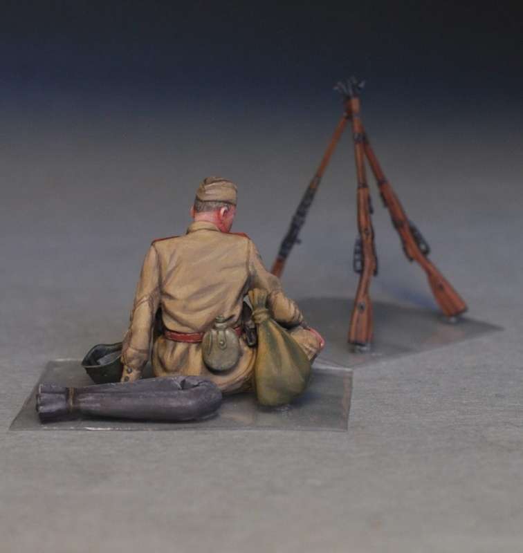 MiniArt 35233 w skali 1:35 - figurki Soviet soldiers taking a break do sklejania - image k-image_MiniArt_35233_3