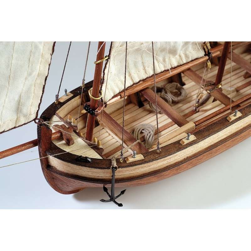 drewniany-model-do-sklejania-szalupy-hms-endeavour-sklep-modeledo-image_Artesania Latina drewniane modele statków_19015_2