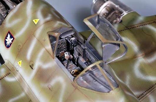 Myśliwiec Messerschmitt Me262 A-2a model_do_sklejania_trumpeter_02236_image_4-image_Trumpeter_02236_2