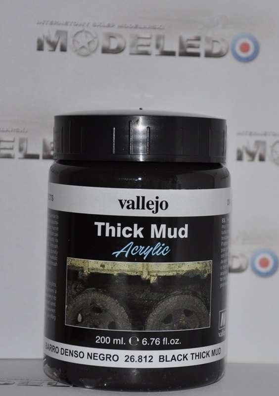 Masa akrylowa Vallejo 26812 Black Thick Mud to tworzenia efektu bardzo ciemnego błota na dioramach, winietach i modelach. -image_Vallejo_26812_1