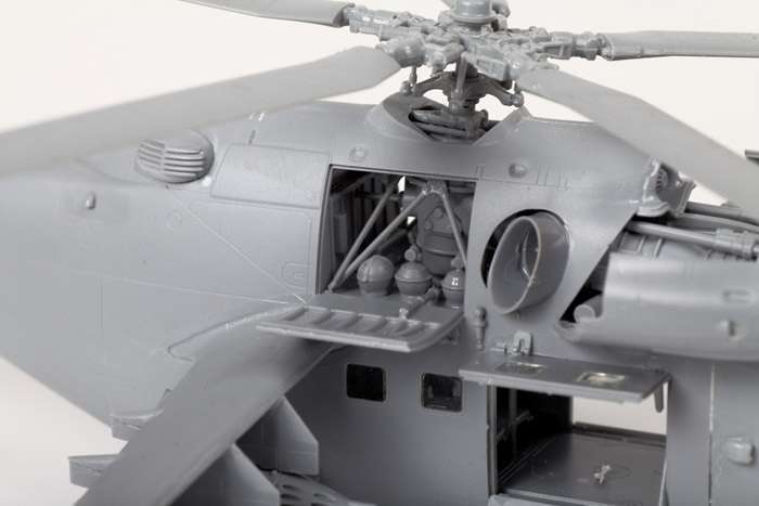 Helikopter do sklejania MIL MI-24A Hind model_zvezda_7273_scale_1_72_image_7-image_Zvezda_7273_3