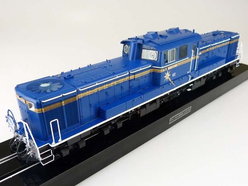 aoshima_010006_diesel_locomotive_dd51_hokutosei_hobby_shop_modeledo_image_3-image_Aoshima_010006_3
