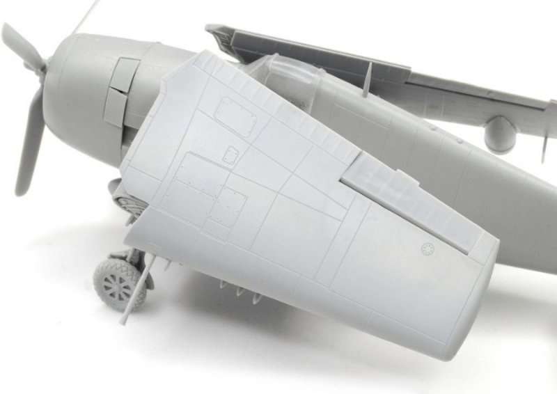 plastikowy-model-samolotu-grumman-f6f-5n-hellcat-do-sklejania-sklep-modelarski-modeledo-image_Dragon_5080_3