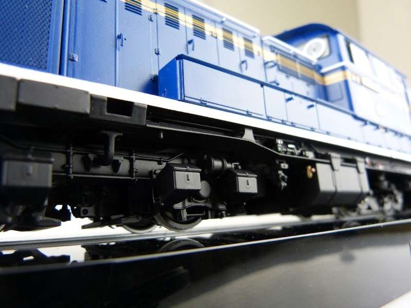 aoshima_010006_diesel_locomotive_dd51_hokutosei_hobby_shop_modeledo_image_10-image_Aoshima_010006_3