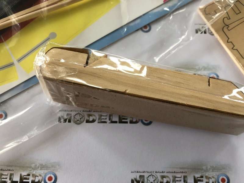 drewniany-model-zaglowki-hobie-cat-do-sklejania-sklep-modeledo-image_Artesania Latina drewniane modele statków_30502_6
